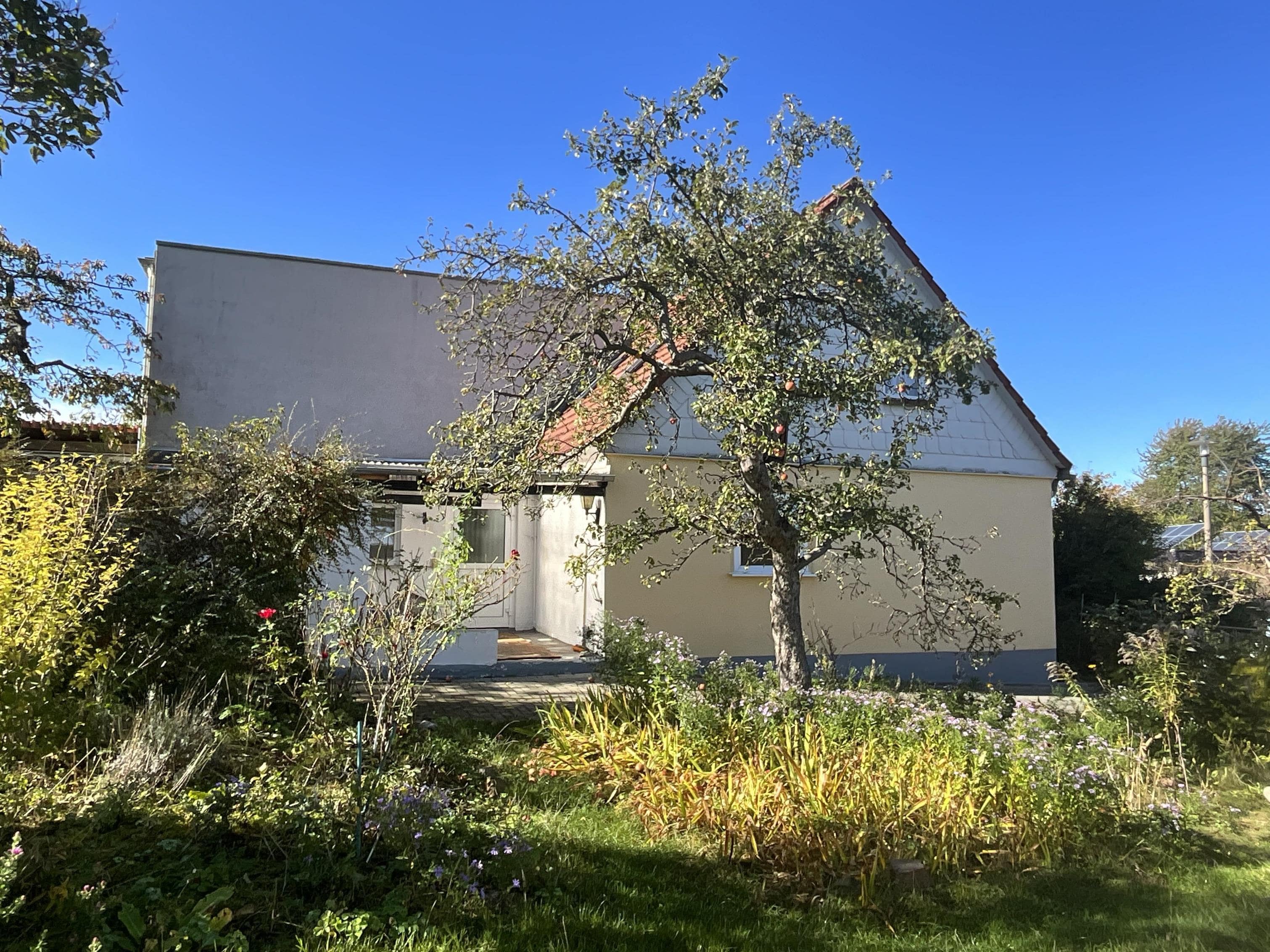 Doppelhaushälfte zum Kauf 130.000 € 3 Zimmer 60 m²<br/>Wohnfläche 790 m²<br/>Grundstück Seilerberg Freiberg 09599