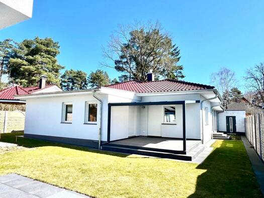 Bungalow zum Kauf 695.000 € 5 Zimmer 156,6 m² 657 m² Grundstück Birkenwerder 16547