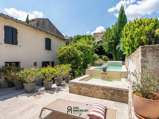 Haus zum Kauf 1.350.000 € 258 m² 452 m² Grundstück Centre Ouest Uzès 30700