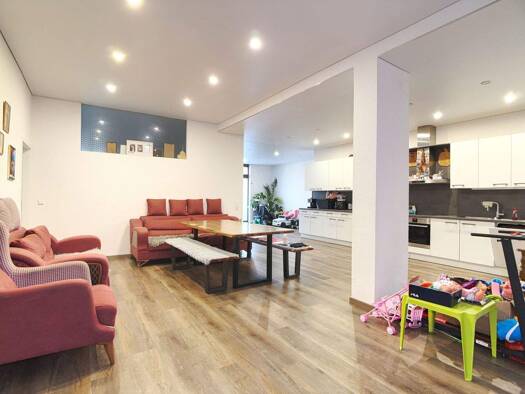 Wohnung zum Kauf provisionsfrei 399.000 € 8 Zimmer 215 m² Höfen an der Enz 75339