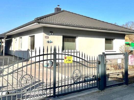 Bungalow zum Kauf 595.000 € 4 Zimmer 104,5 m² 770 m² Grundstück Oranienburg 16515