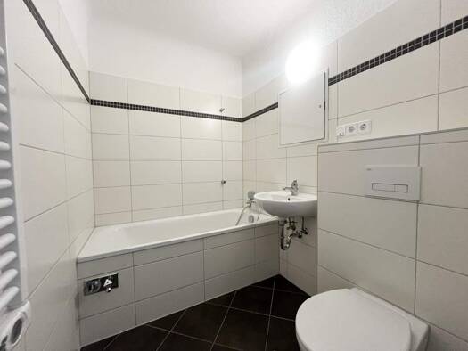 Wohnung zur Miete 300 € 2 Zimmer 40 m² EG Am Stadtblick 21 Neustädter Feld Magdeburg 39128