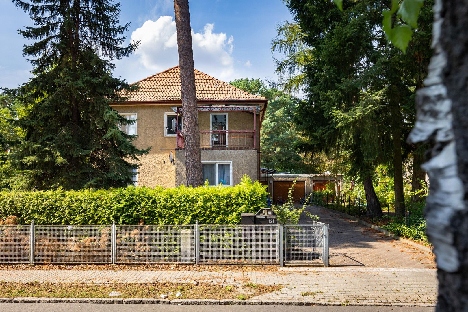 Einfamilienhaus zum Kauf provisionsfrei 499.000 € 9 Zimmer 200 m²<br/>Wohnfläche 675 m²<br/>Grundstück Rheinstraße Zeuthen Zeuthen 15738