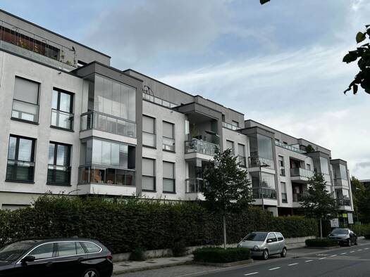 Penthouse zur Miete 1.690 € 2,5 Zimmer 84 m² Geschoss 2/3 frei ab 01.05.2026 Kalbach-Riedberg Frankfurt am Main 60438