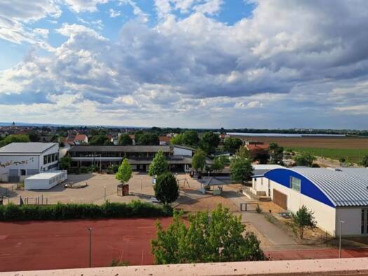 Wohnung zur Miete 550 € 1,5 Zimmer 51 m² Geschoss 5/5 frei ab 01.09.2025 Ginsterstraße 8 Mutterstadt 67112