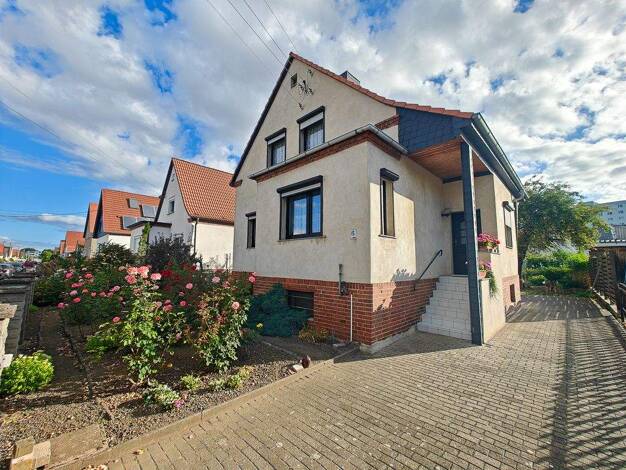 Einfamilienhaus zum Kauf 212.000 € 5 Zimmer 108,2 m² 701 m² Grundstück Farsleber Straße 6 Kannenstieg Magdeburg 39128