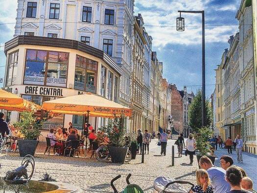Wohnung zur Miete 400 € 2 Zimmer 75 m² Geschoss 2/3 frei ab sofort Innenstadt Görlitz 02826