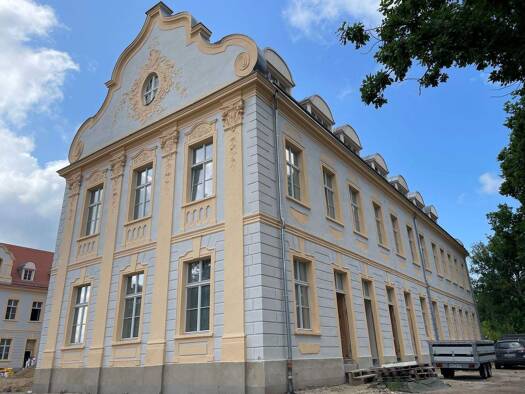 Wohnung zur Miete 1.013 € 2 Zimmer 81,1 m² 2. Geschoss frei ab 01.04.2026 Fürstenberg/Havel 16798