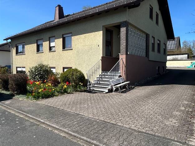Mehrfamilienhaus zum Kauf 345.000 € 7 Zimmer 205 m² Klingelbach 56368