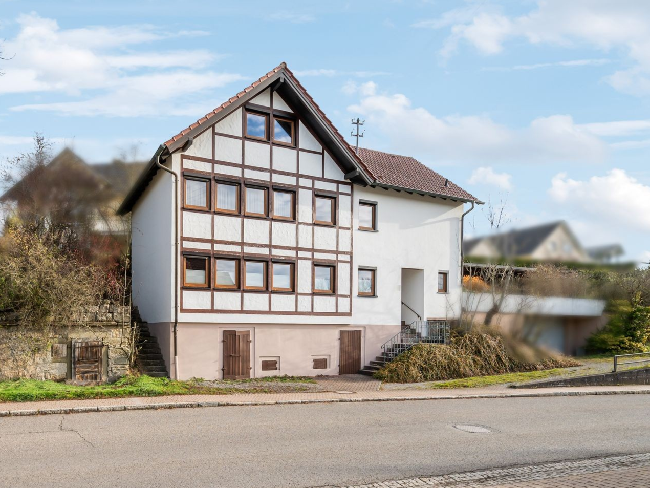 Einfamilienhaus zum Kauf 349.000 € 7,5 Zimmer 187,5 m²<br/>Wohnfläche Weildorf Haigerloch 72401