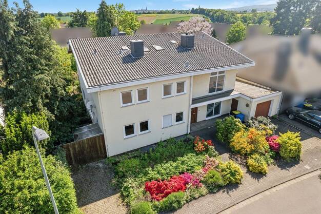 Einfamilienhaus zum Kauf 569.000 € 5 Zimmer 209 m² 917 m² Grundstück Schwalheim Bad Nauheim 61231
