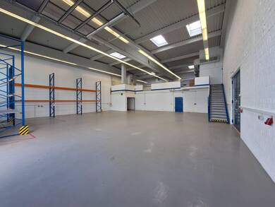 Produktionshalle zur Miete provisionsfrei 10 € 2.500 m² Lagerfläche Aubing-Lochhausen-Langwied München 81249