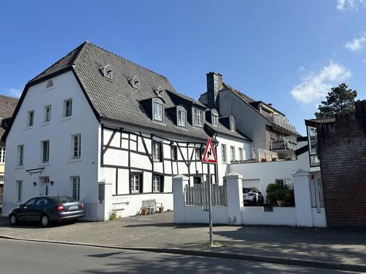 Gewerbeobjekt zum Kauf als Kapitalanlage geeignet 1.630.000 € 22 Zimmer 623 m² 531 m² Grundstück Urdenbach Düsseldorf 40593