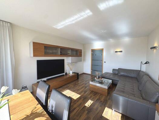 Wohnung zum Kauf 189.000 € 3 Zimmer 75,3 m² Lützenkirchen Leverkusen 51381