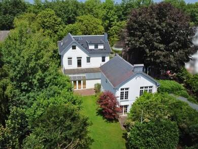 Villa zum Kauf 2.190.000 € 12 Zimmer 426,7 m² 1.509 m² Grundstück Wellingsbüttel Hamburg 22391