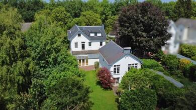 Villa zum Kauf 2.190.000 € 12 Zimmer 426,7 m² 1.509 m² Grundstück Wellingsbüttel Hamburg 22391