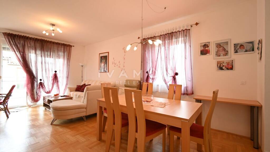 Wohnung zum Kauf 350.000 € 3 Zimmer 1. Geschoss Porec 52440
