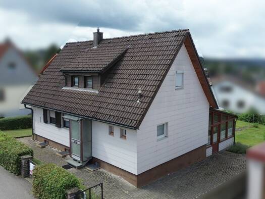 Einfamilienhaus zum Kauf 219.000 € 6 Zimmer 90 m² 674 m² Grundstück frei ab sofort Sulgen Schramberg 78713