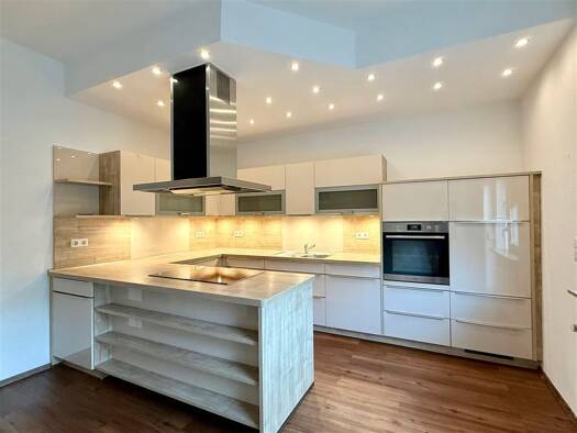 Wohnung zur Miete 1.000 € 3 Zimmer 100 m² Innenstadt Aurich 26603
