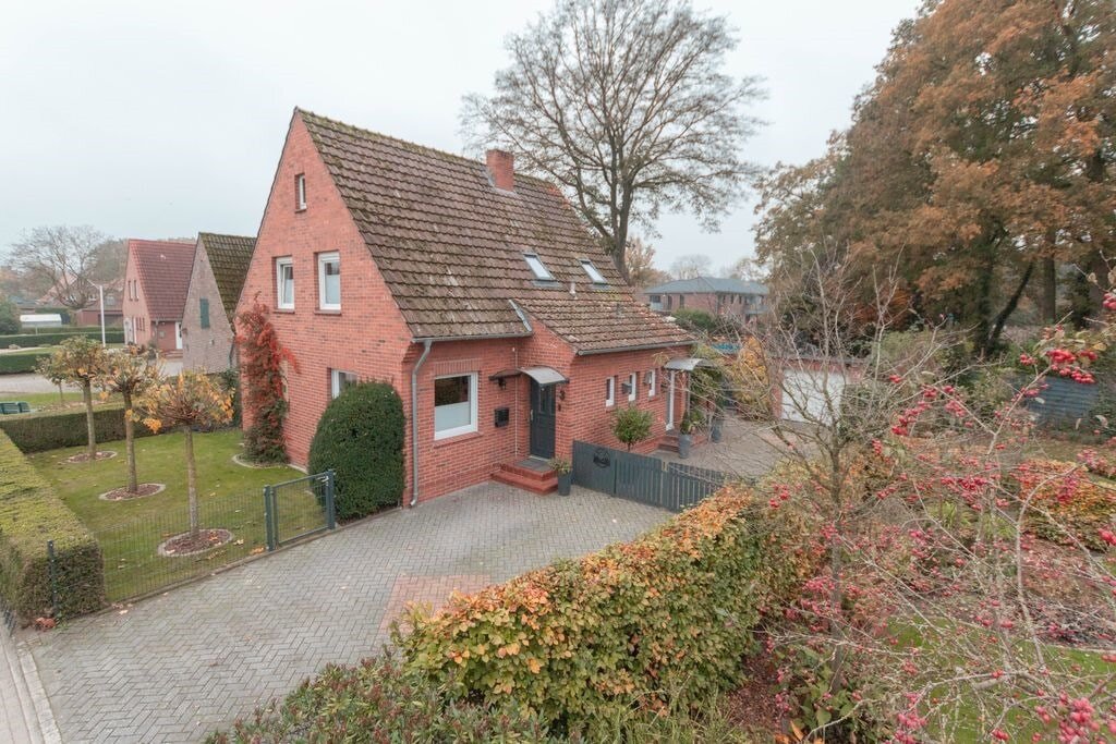 Einfamilienhaus zum Kauf 334.000 € 4 Zimmer 110 m²<br/>Wohnfläche 844 m²<br/>Grundstück Emlichheim Emlichheim 49824