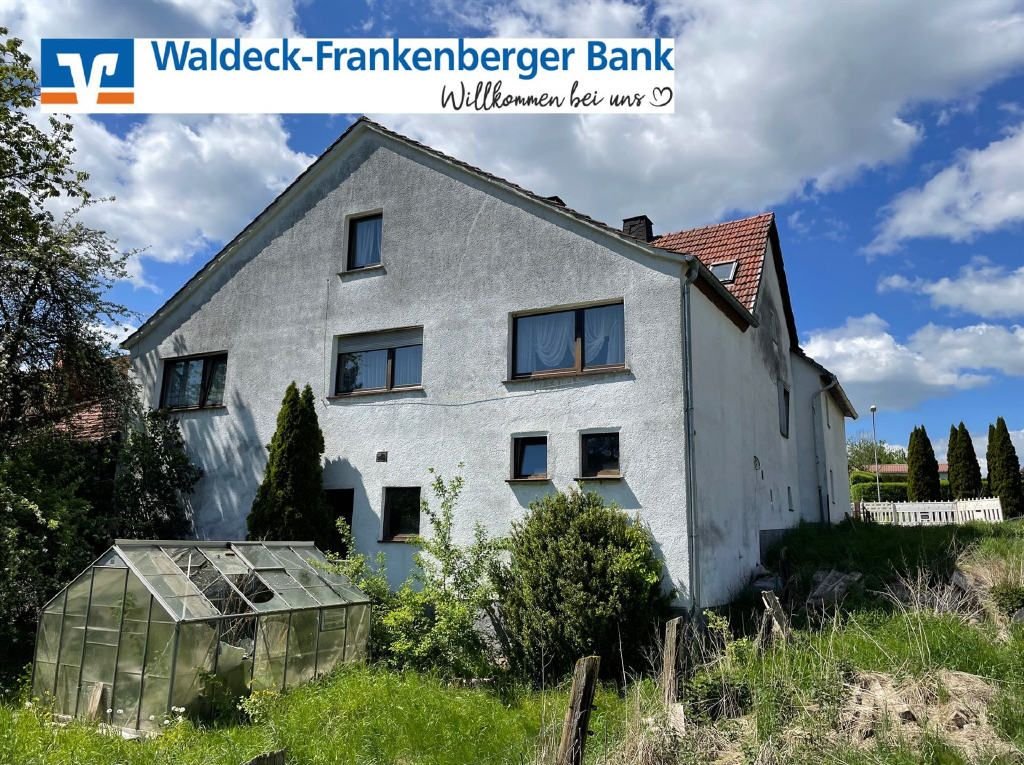 Einfamilienhaus zum Kauf 99.000 € 9 Zimmer 219,2 m²<br/>Wohnfläche 1.074 m²<br/>Grundstück Bottendorf Burgwald-Bottendorf 35099