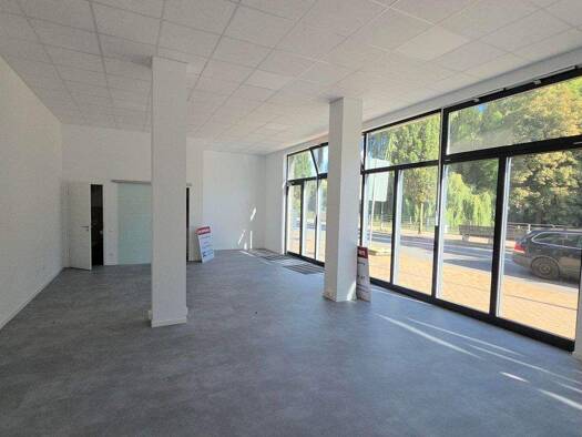 Restaurant zur Miete provisionsfrei 1.240 € 65 m² Gastrofläche Am Teich Innenstadt Neumünster 24534