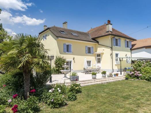 Villa zum Kauf 3.739.507 € 10 Zimmer 549 m² Giez Giez 1429