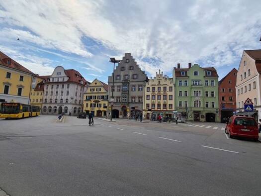 Wohnung zur Miete 680 € 1 Zimmer 36 m² 2. Geschoss frei ab 01.12.2026 Innenstadt Regensburg 93047