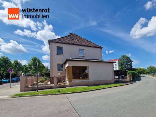 Reihenendhaus zum Kauf 243.000 € 8 Zimmer 234 m² 667 m² Grundstück Hohenmölsen Hohenmölsen 06679