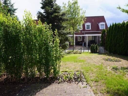 Doppelhaushälfte zur Miete 1.055 € 4 Zimmer 111 m² 331 m² Grundstück Mittlerer Bogen 8, 39291 Lostau Neu Külzau Möser 39291