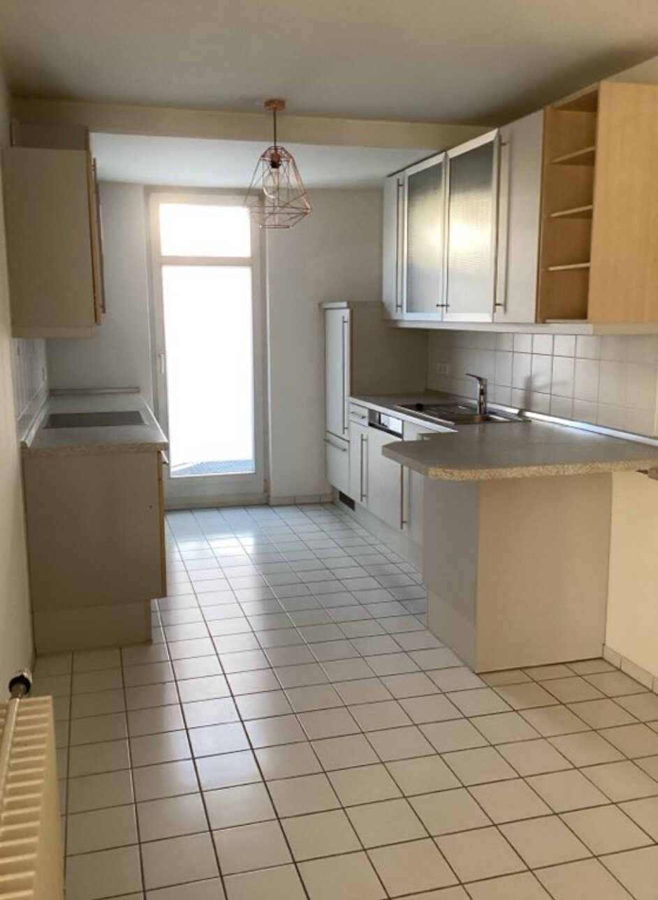 Wohnung zur Miete 1.200 € 3 Zimmer 111,9 m²<br/>Wohnfläche 4.<br/>Geschoss Leplaystraße 5 Zentrum - Südost Leipzig 04103