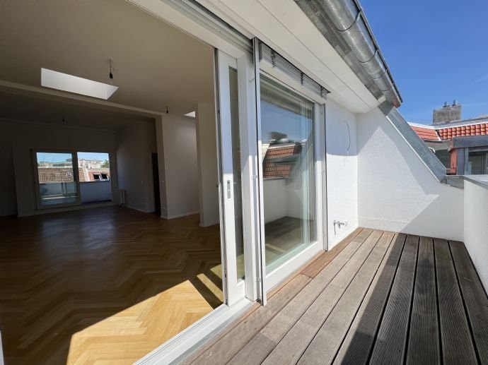 Terrassenwohnung zum Kauf 1.499.000 € 5 Zimmer 196 m²<br/>Wohnfläche 5.<br/>Geschoss ab sofort<br/>Verfügbarkeit Friedrichshain Berlin 10247