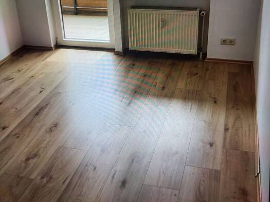 Wohnung zur Miete 850 € 3 Zimmer 78 m² Geschoss 1/2 frei ab 01.09.2026 Lengfeld Würzburg 97076