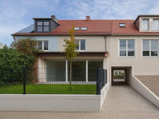 Reihenmittelhaus zum Kauf provisionsfrei 695.000 € 4 Zimmer 122,6 m² 149 m² Grundstück Ingolstadt Ingolstadt / Haunwöhr 85051