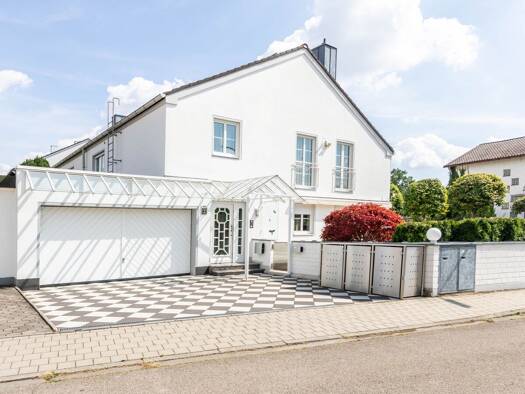Doppelhaushälfte zur Miete 2.150 € 3,5 Zimmer 130 m² 320 m² Grundstück frei ab sofort Ingolstadt Ingolstadt 85051