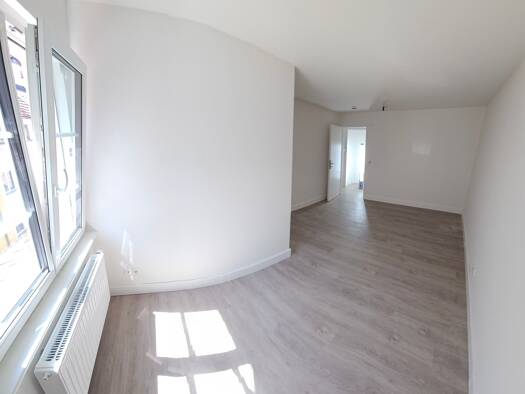 Wohnung zur Miete 620 € 2 Zimmer 45 m² Geschoss 2/5 frei ab 01.04.2026 Wallstrasse 48 Waldshut Waldshut-Tiengen 79761