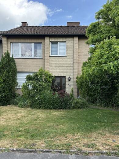 Mehrfamilienhaus zum Kauf 282.600 € 6 Zimmer 138 m² 742 m² Grundstück Statistischer Bezirk 23 Hamm 59071