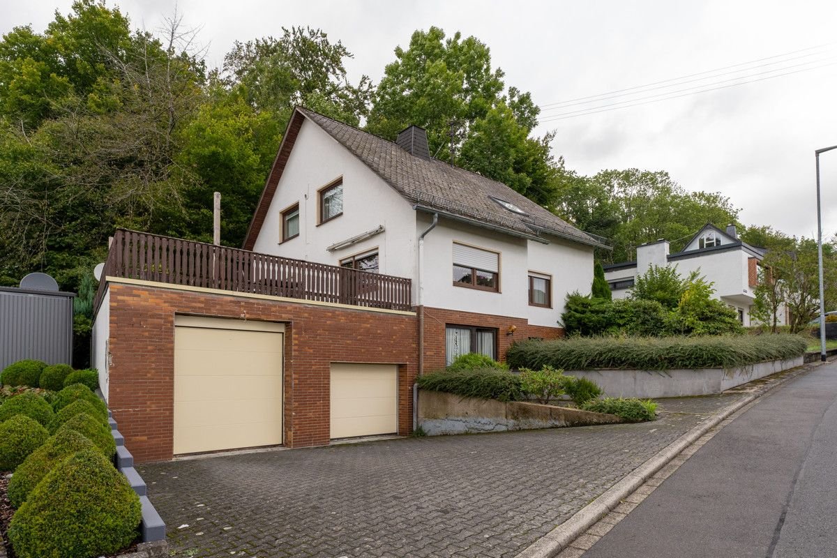 Mehrfamilienhaus zum Kauf 245.000 € 8 Zimmer 180 m²<br/>Wohnfläche 765 m²<br/>Grundstück Pottum 56459