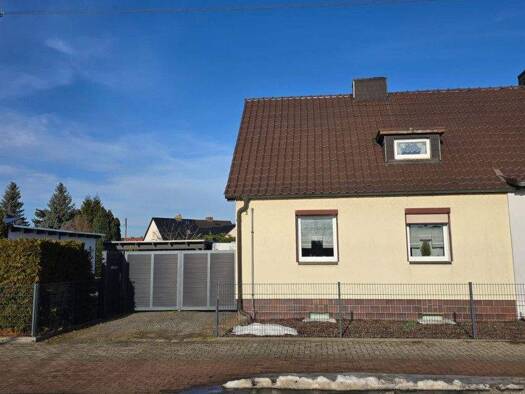 Doppelhaushälfte zum Kauf 160.000 € 5 Zimmer 120 m² 900 m² Grundstück Muldenstein Muldestausee 06774