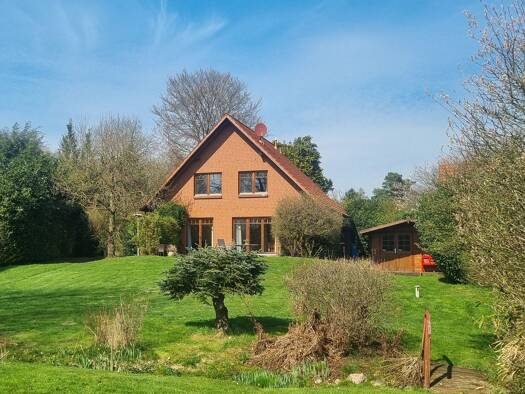 Einfamilienhaus zum Kauf 699.000 € 4 Zimmer 128 m² 2.390 m² Grundstück Wörme Handeloh 21256