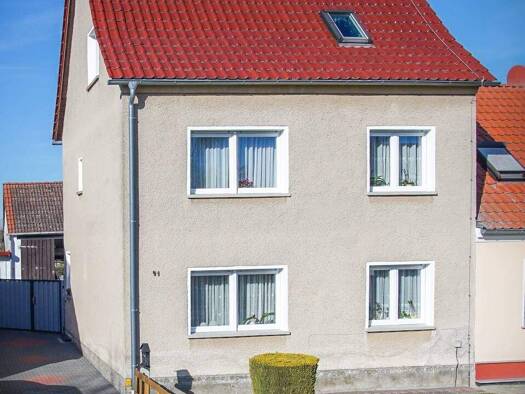 Einfamilienhaus zum Kauf 289.000 € 5 Zimmer 120 m² 747 m² Grundstück Niemegk 14823