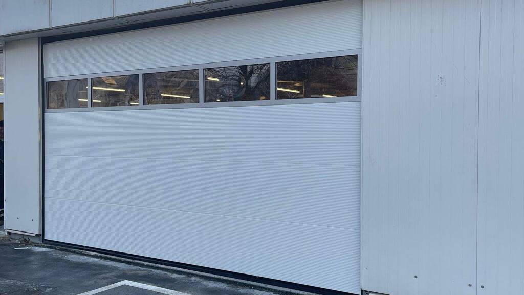 Lagerhalle zur Miete 5.000 m² Lagerfläche teilbar von 50 m² bis 500 m² Oberasbacher Str. 20 Altenberg Oberasbach 90522