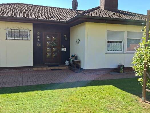 Bungalow zum Kauf 269.000 € 3 Zimmer 100 m² 900 m² Grundstück Niederkaufungen Kaufungen 34260