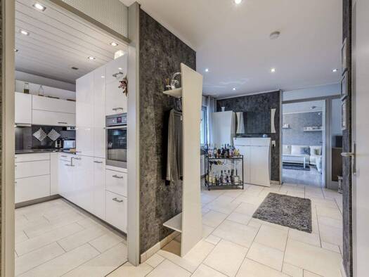 Wohnung zum Kauf 299.000 € 3 Zimmer 91 m² 2. Geschoss frei ab 01.01.2026 Affalterbach 71563