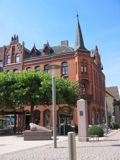 Wohnung zur Miete 365 € 3 Zimmer 60,7 m² 2. Geschoss frei ab sofort Haarmannplatz 2 Holzminden Holzminden 37603