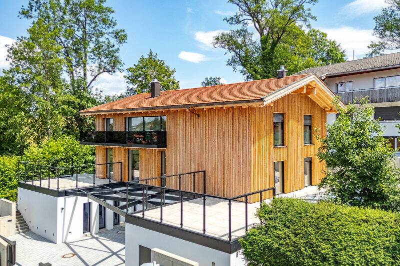 Villa zum Kauf 5.350.000 € 8 Zimmer 400 m²<br/>Wohnfläche 700 m²<br/>Grundstück ab sofort<br/>Verfügbarkeit Gmund am Tegernsee 83703