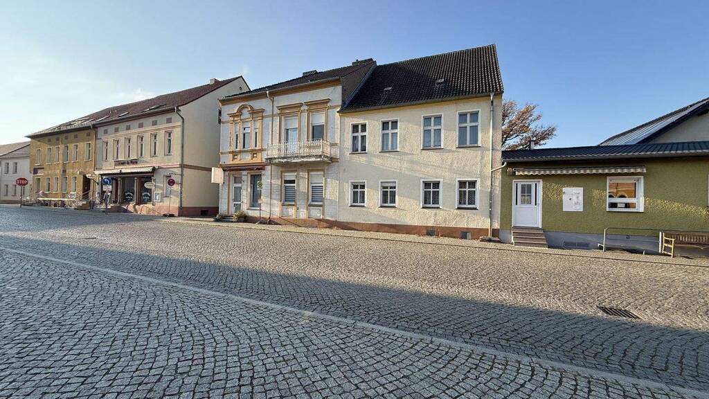 Mehrfamilienhaus zum Kauf 599.000 € 13 Zimmer 376 m² 641 m² Grundstück Golßen 15938