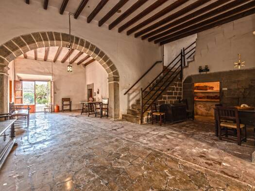 Stadthaus zum Kauf provisionsfrei 800.000 € 7 Zimmer 416 m² 447 m² Grundstück Binissalem 07350