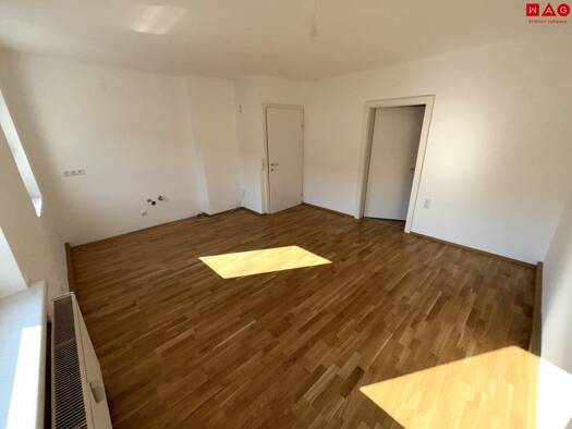 Wohnung zur Miete 215 € 1,5 Zimmer 39,8 m² 1. Geschoss Hans-Buchholzer-Straße Hinterberg Steyr 4400