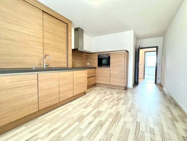Wohnung zur Miete 1.454 € 3 Zimmer 121,6 m² frei ab 24.08.2026 Westbahnhofstraße 15 Süd Jena 07745